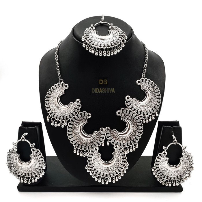 Oxidised Silver Plated Stylish Party Wear Necklace with Earrings and Mangtika